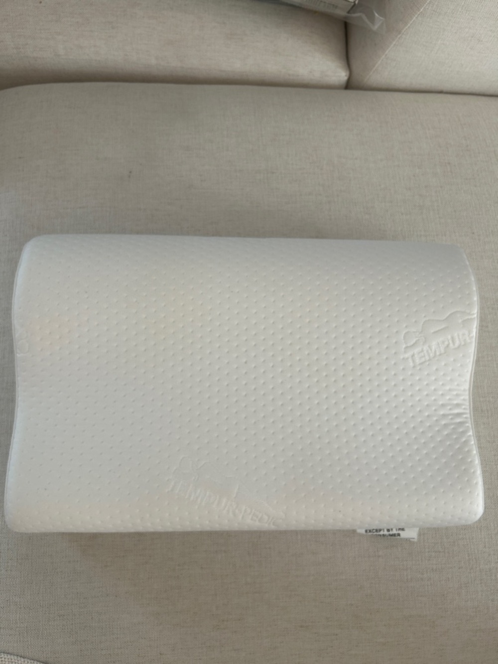 TEMPUR-Pedic Neck Pillow, Standard Medium, NWT Open box